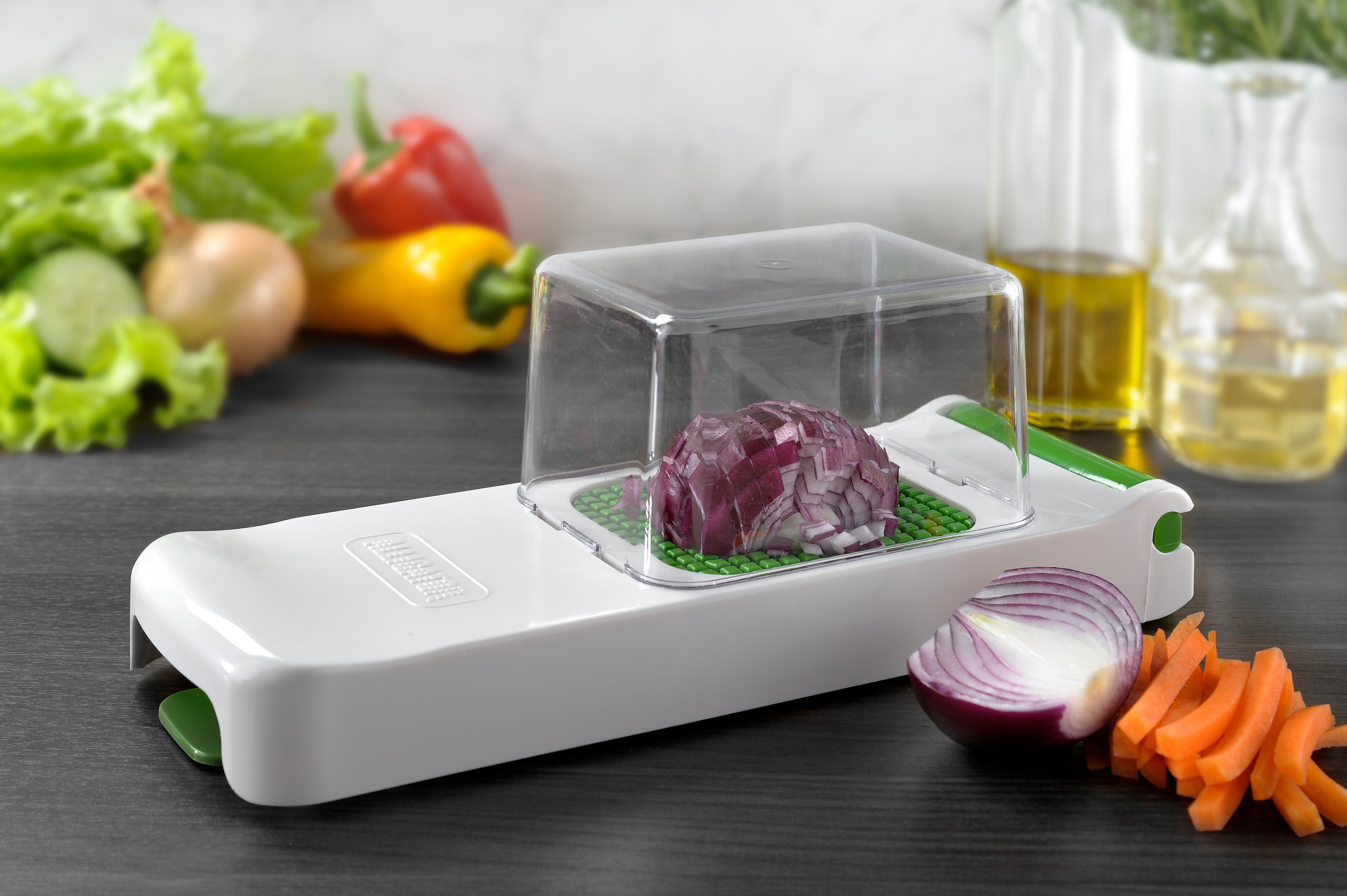 Original Patented Vegetable Chopper: Worth It? | Alligator of Sweden
